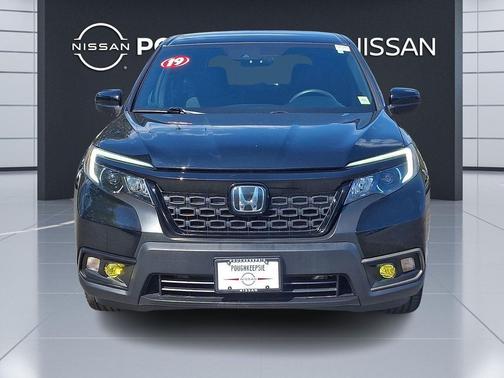 Crystal Black Pearl 2019 Honda Passport Sport