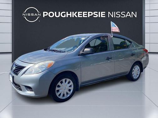 2014 Nissan Versa 1.6 S+