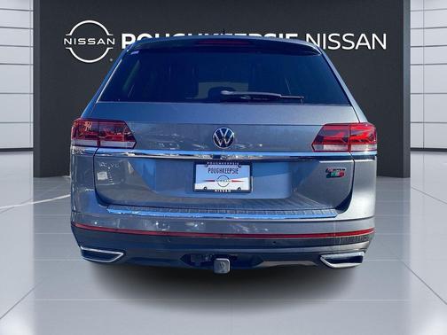 2022 Volkswagen Atlas 3.6L SE w/Technology