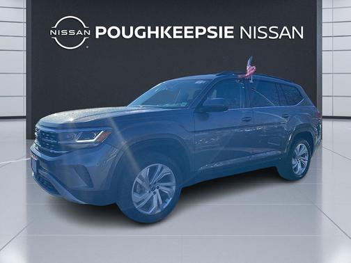 2022 Volkswagen Atlas 3.6L SE w/Technology