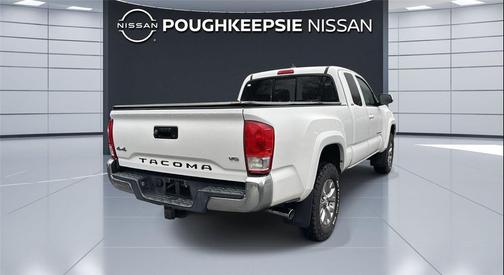 2016 Toyota Tacoma SR5