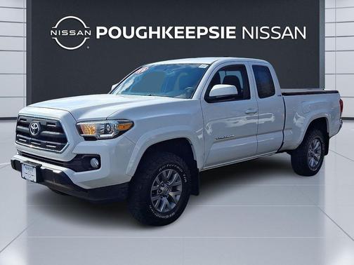 2016 Toyota Tacoma SR5