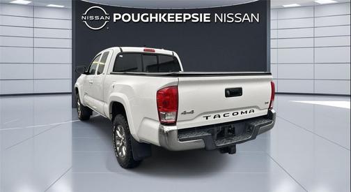 2016 Toyota Tacoma SR5