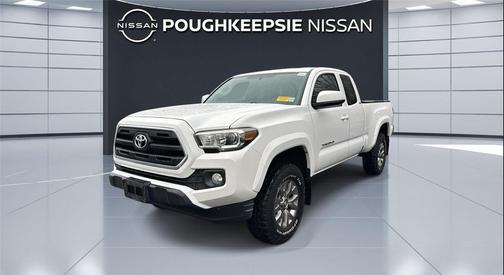 2016 Toyota Tacoma SR5