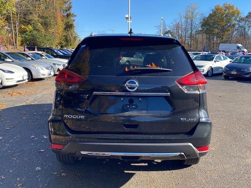 2018 Nissan Rogue SL