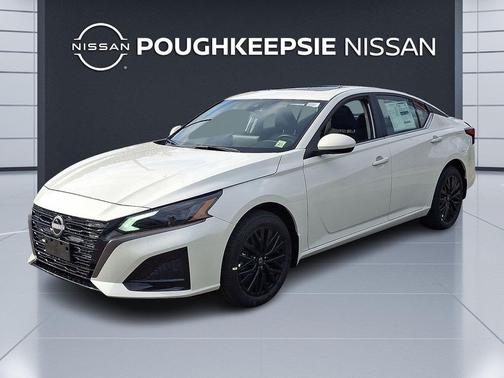 QAB/ WHIT 2026 Nissan Altima SV AWD