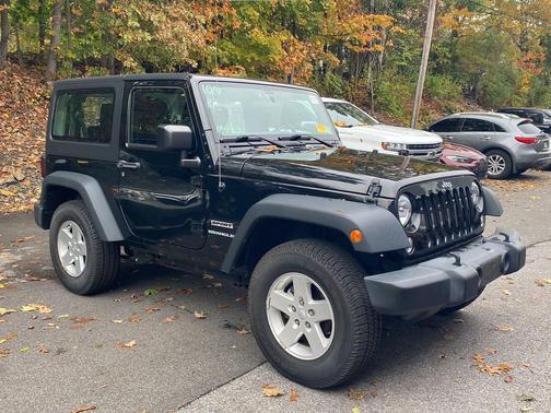 2017 Jeep Wrangler Sport