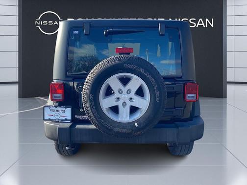 2017 Jeep Wrangler Sport