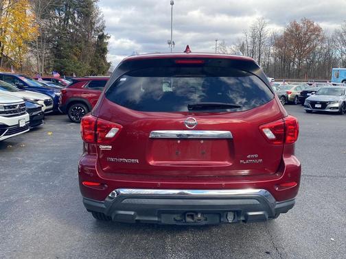 2019 Nissan Pathfinder Platinum