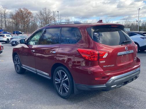2019 Nissan Pathfinder Platinum