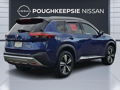 Caspian Blue Metallic/Super Black 2021 Nissan Rogue Platinum