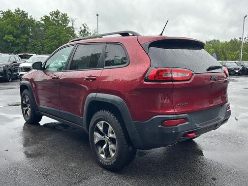 Deep Cherry Red Crystal Pearlcoat 2015 Jeep Cherokee Trailhawk