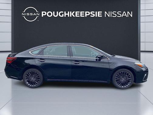 2017 Toyota Avalon Touring