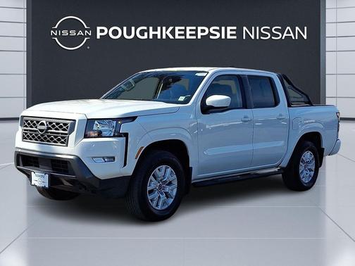 Glacier White 2023 Nissan Frontier SV