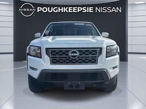 Glacier White 2023 Nissan Frontier SV