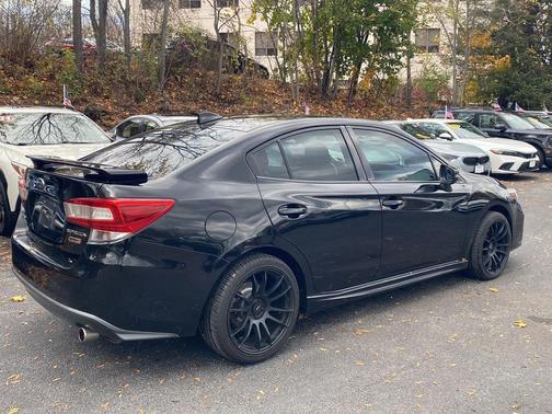 2017 Subaru Impreza 2.0i Sport