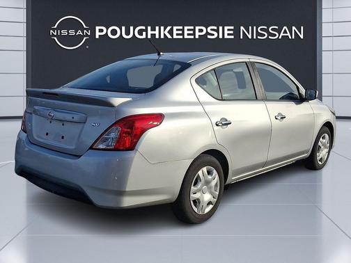 2018 Nissan Versa 1.6 SV