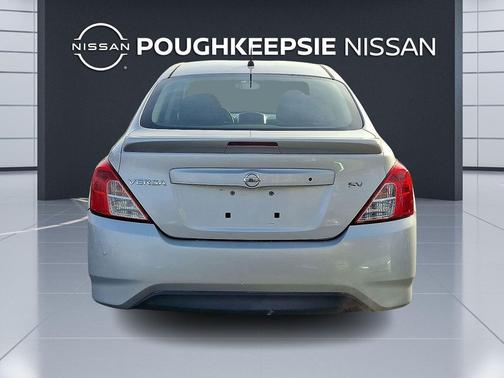 2018 Nissan Versa 1.6 SV