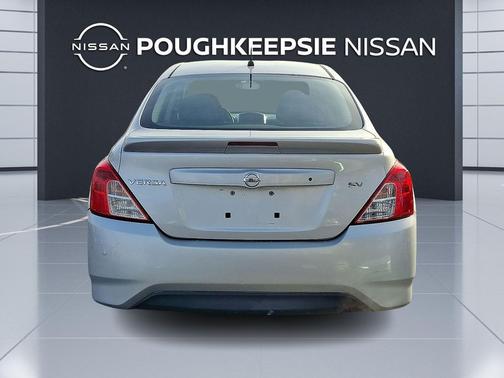 2018 Nissan Versa 1.6 SV