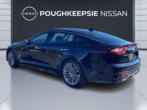 2018 Kia Stinger Base