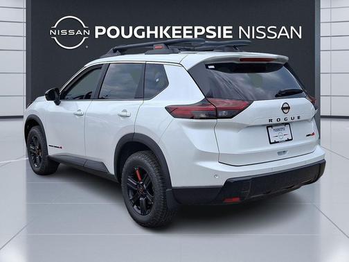 Everest White Pearl Tricoat 2026 Nissan Rogue Rock Creek