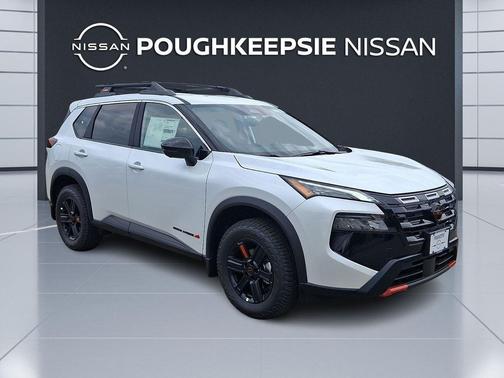 Everest White Pearl Tricoat 2026 Nissan Rogue Rock Creek