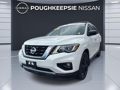 Pearl White 2017 Nissan Pathfinder Platinum