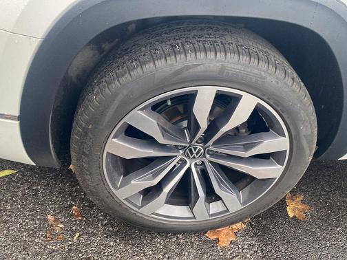 2021 Volkswagen Atlas 3.6L SEL Premium