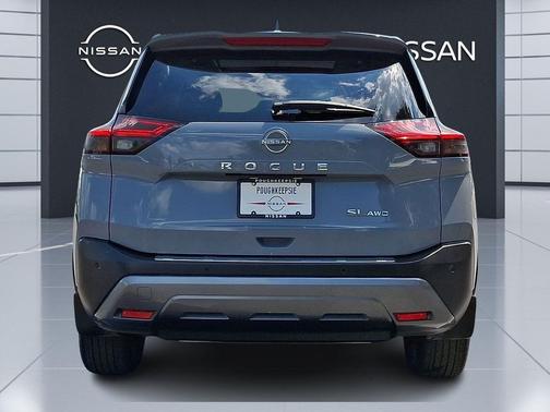Boulder Gray Pearl 2023 Nissan Rogue SL