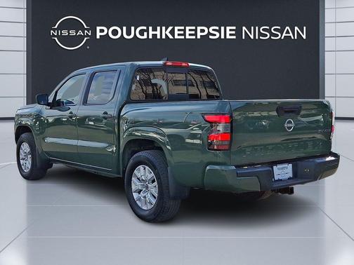 Tactical Green Metallic 2022 Nissan Frontier SV