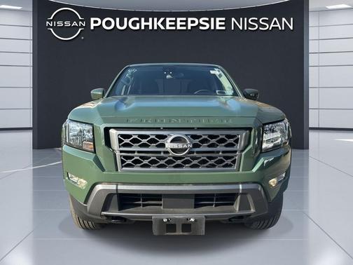 Tactical Green Metallic 2022 Nissan Frontier SV