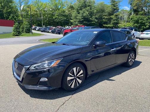 2021 Nissan Altima 2.5 SV