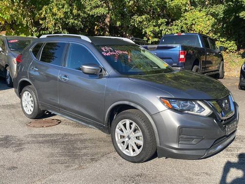 2018 Nissan Rogue SV