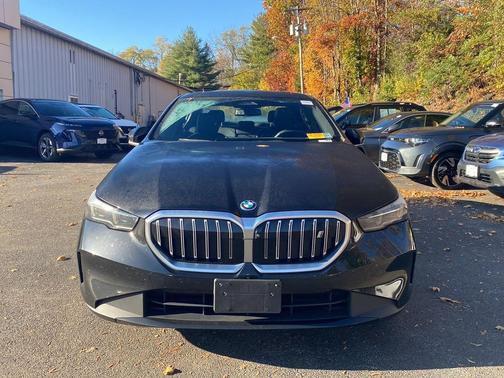 2025 BMW i5 xDrive40