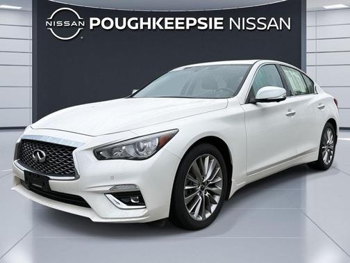 Majestic White 2023 INFINITI Q50 3.0t LUXE