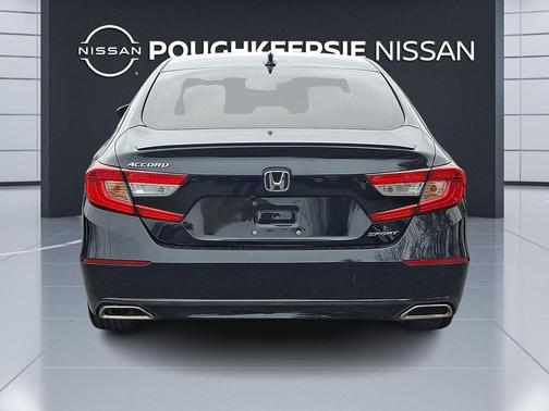 Crystal Black Pearl 2018 Honda Accord Sport