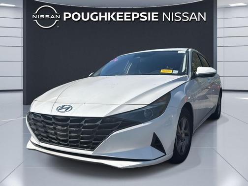 Quartz White 2021 Hyundai ELANTRA SE