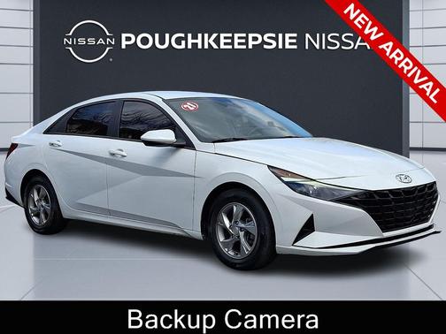 Quartz White 2021 Hyundai ELANTRA SE