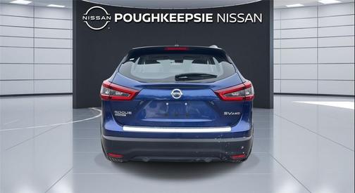 2022 Nissan Rogue Sport SV