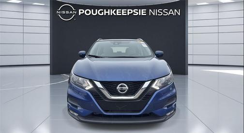 2022 Nissan Rogue Sport SV