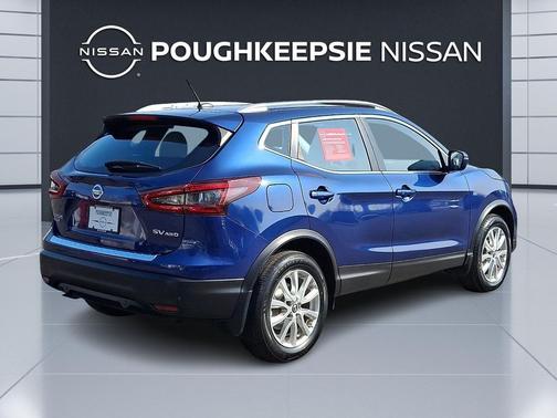 2022 Nissan Rogue Sport SV