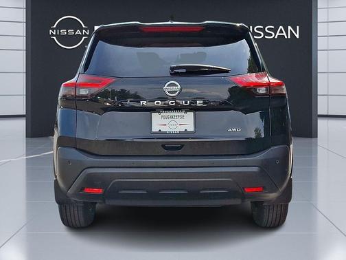 Super Black 2021 Nissan Rogue S