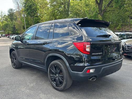 Crystal Black Pearl 2021 Honda Passport AWD Sport