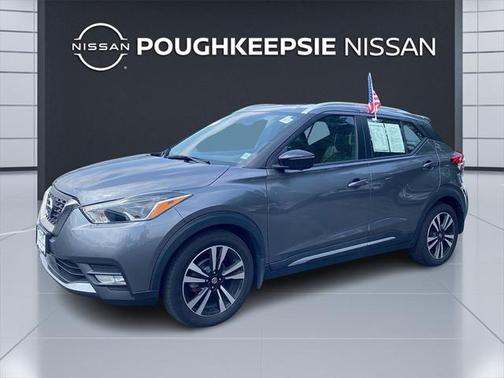 2020 Nissan Kicks SR