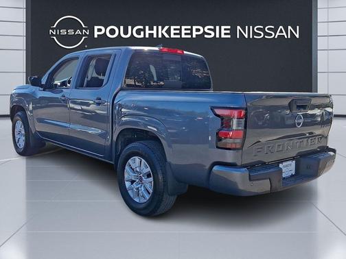 Gun Metallic 2023 Nissan Frontier SV