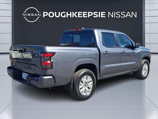 Gun Metallic 2023 Nissan Frontier SV