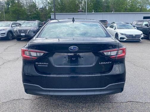 2022 Subaru Legacy Base