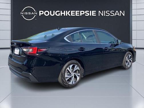 2022 Subaru Legacy Base