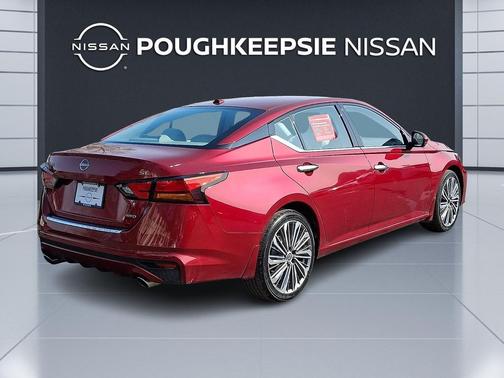 2023 Nissan Altima 2.5 SL