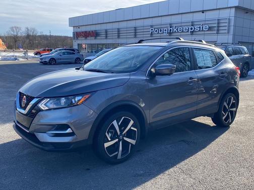 2022 Nissan Rogue Sport SL